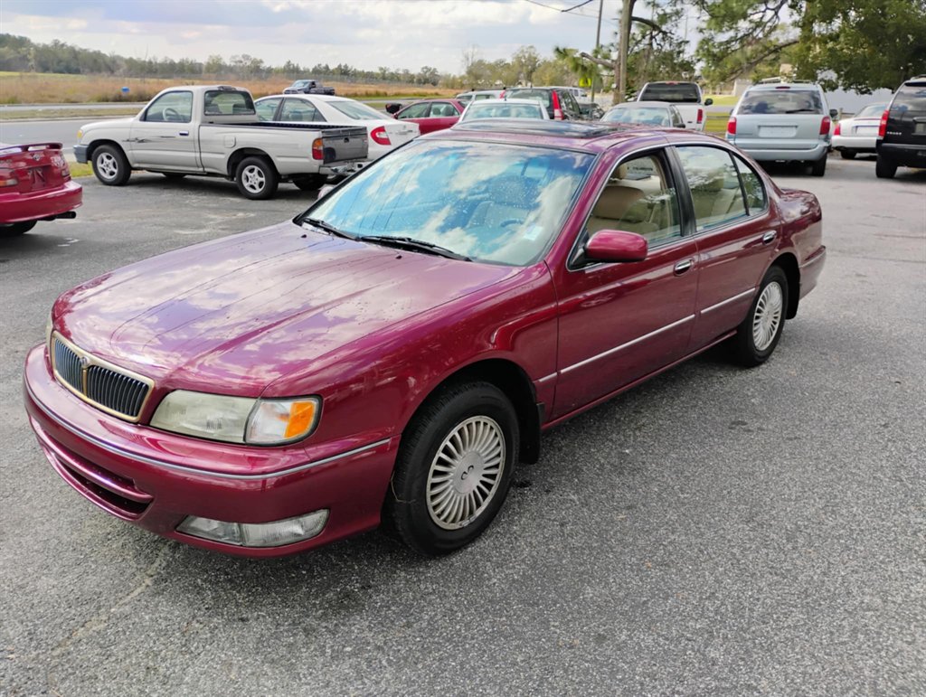1996 INFINITI I30's photo